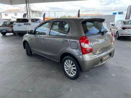 https://img.olx.com.br/thumbs256x256/26/261663407707459.jpg