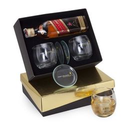 Título do anúncio: Kit Whisky Johnnie Walker Red Label 500ml + 2 Copos + 2 Porta Copos<br><br>