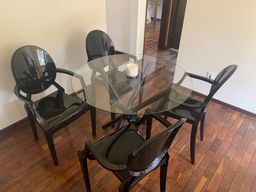 Título do anúncio: Conjunto de mesa redonda de vidro com 4 cadeiras 