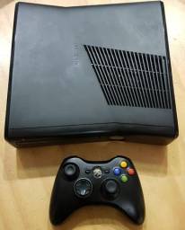 Título do anúncio: Xbox 360 500gb com 1 controle