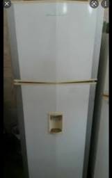 Título do anúncio: geladeira brastemp 480 litros com dispenser de água 