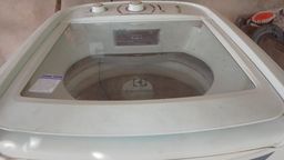 Título do anúncio: Maquina de Lavar eletrolux 15kg