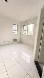 https://img.olx.com.br/thumbs256x256/26/264649198303449.jpg