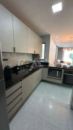 https://img.olx.com.br/thumbs256x256/26/265518630978560.jpg
