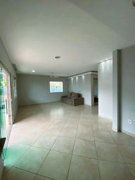 https://img.olx.com.br/thumbs256x256/26/266551762323064.jpg