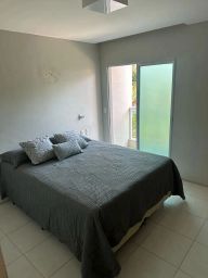 https://img.olx.com.br/thumbs256x256/26/266570521028996.jpg