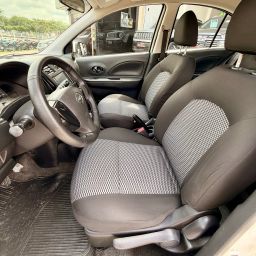 https://img.olx.com.br/thumbs256x256/26/266660668510641.jpg