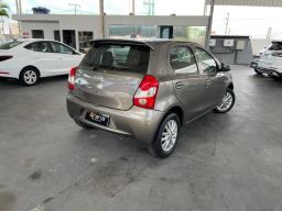 https://img.olx.com.br/thumbs256x256/26/267657528690510.jpg