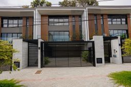 https://img.olx.com.br/thumbs256x256/26/268536383822152.jpg