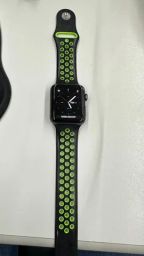 Apple Watch Ultra 2 GPS + Cellular • Caixa de titânio – 49 mm • Pulseira  Oceano azul