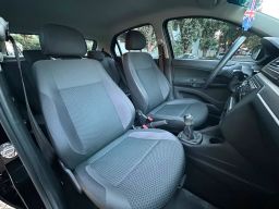 https://img.olx.com.br/thumbs256x256/27/270638318569238.jpg