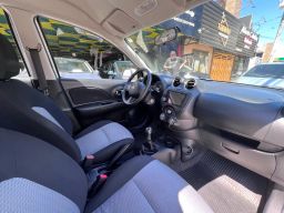 https://img.olx.com.br/thumbs256x256/27/270665780660728.jpg