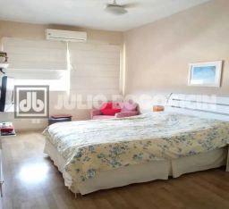 https://img.olx.com.br/thumbs256x256/27/271553166424206.jpg