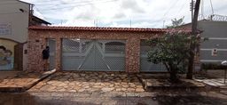 Título do anúncio: Casa com ótima localização - Setor Urias Magalhães - Goiânia