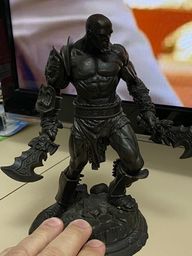 Título do anúncio: Estatua Kratos god of war sideshow original. 8?