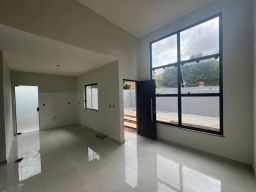 https://img.olx.com.br/thumbs256x256/27/272557750673457.jpg