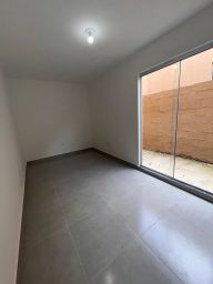 https://img.olx.com.br/thumbs256x256/27/272589383536993.jpg