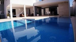 Título do anúncio: Casa 380m² 4 quartos, piscina com área gourmet - Condomínio fechado - Petrópolis