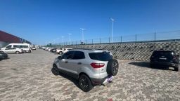 https://img.olx.com.br/thumbs256x256/27/275692810912959.jpg
