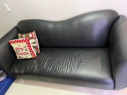 Título do anúncio: Vendo sofá 