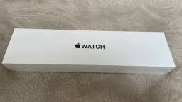 Título do anúncio: Apple Watch SE + GPS 44mm Cinza Lacrado
