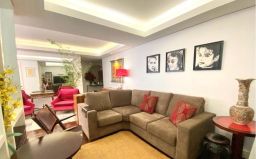 https://img.olx.com.br/thumbs256x256/28/281525762016277.jpg