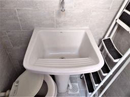 https://img.olx.com.br/thumbs256x256/28/281532281109418.jpg