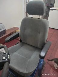 https://img.olx.com.br/thumbs256x256/28/282412684401199.jpg