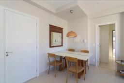 https://img.olx.com.br/thumbs256x256/28/282610308842181.jpg