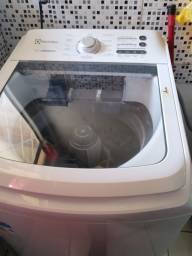 Título do anúncio: Máquina de lavar Electrolux 14 seminova 