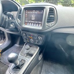 https://img.olx.com.br/thumbs256x256/28/283530281271389.jpg