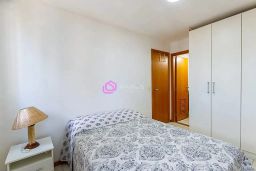 https://img.olx.com.br/thumbs256x256/28/284545516886223.jpg