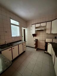 https://img.olx.com.br/thumbs256x256/28/286579288587776.jpg