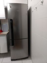 Título do anúncio: Refrigerador Consul Frost Free com Freezer Inferior 110V - Oferta