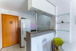 https://img.olx.com.br/thumbs256x256/28/288506753589379.jpg