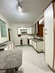 https://img.olx.com.br/thumbs256x256/28/288517160532978.jpg