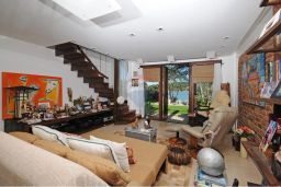 https://img.olx.com.br/thumbs256x256/28/288519165896397.jpg