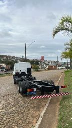 https://img.olx.com.br/thumbs256x256/28/288657681717454.jpg
