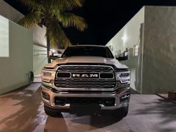 https://img.olx.com.br/thumbs256x256/28/289511395324571.jpg