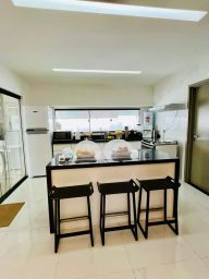 https://img.olx.com.br/thumbs256x256/29/290621927061332.jpg