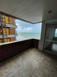 Título do anúncio: Apartamento na Beira mar de Boa Viagem com 200m2 e 4 qts sendo 2 stes.