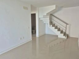 https://img.olx.com.br/thumbs256x256/29/291550276855572.jpg