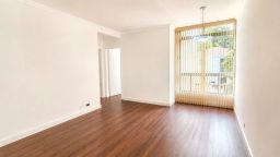 https://img.olx.com.br/thumbs256x256/29/292618088271283.jpg