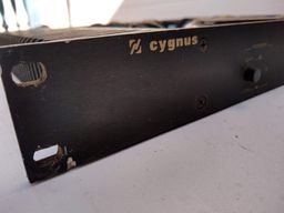 Título do anúncio: Amplificador Cygnus,PA 400.
