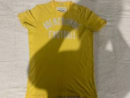 Título do anúncio: Camisas Abercrombie e QuikSilver Tam M