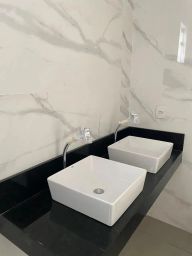 https://img.olx.com.br/thumbs256x256/29/295545048126766.jpg