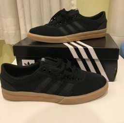 adidas lucas premiere preto