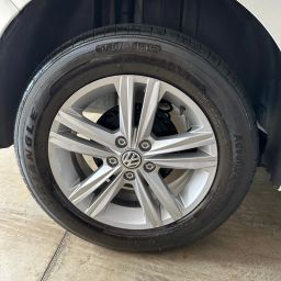 https://img.olx.com.br/thumbs256x256/29/298501392040846.jpg