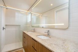 https://img.olx.com.br/thumbs256x256/29/298514529094255.jpg