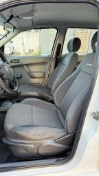 https://img.olx.com.br/thumbs256x256/29/298611550460451.jpg